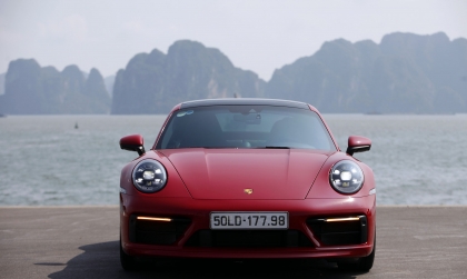 Porsche 911 Carrera – Một chiếc xe cảm hứng đầy...  bức xúc